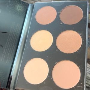 Bronzer + highlights